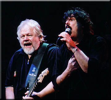 Randy Bachman and Burton Cummings perform American Woman